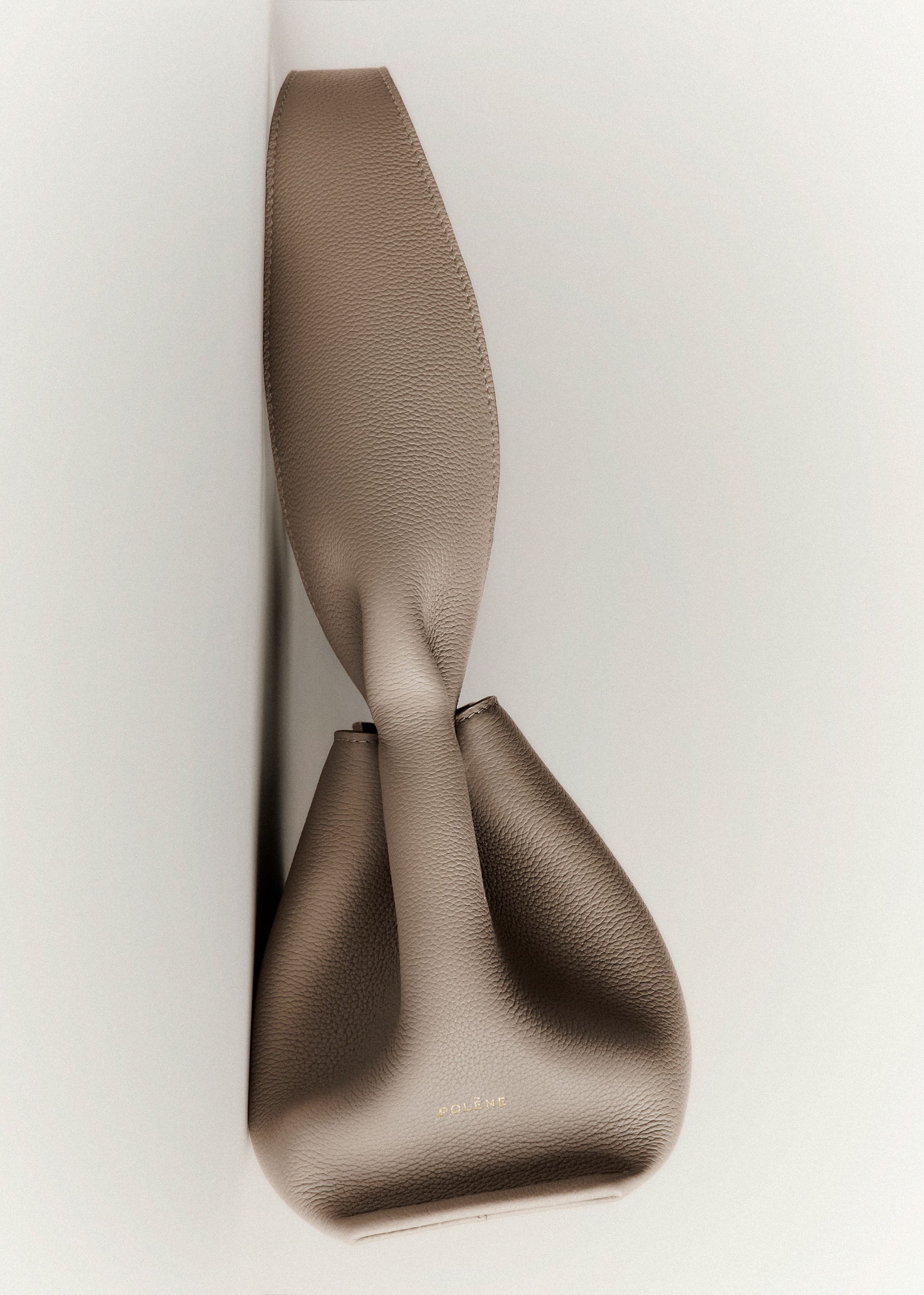 Numéro Neuf East West - Textured Taupe