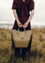 Cyme Tote - Textured Smoky Olive