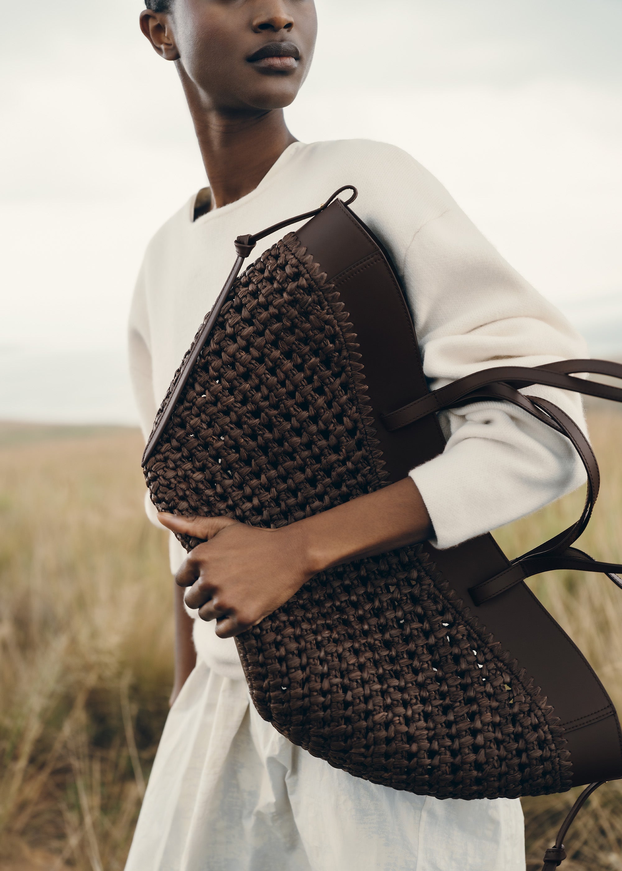 Cyme - Raffia Ebony