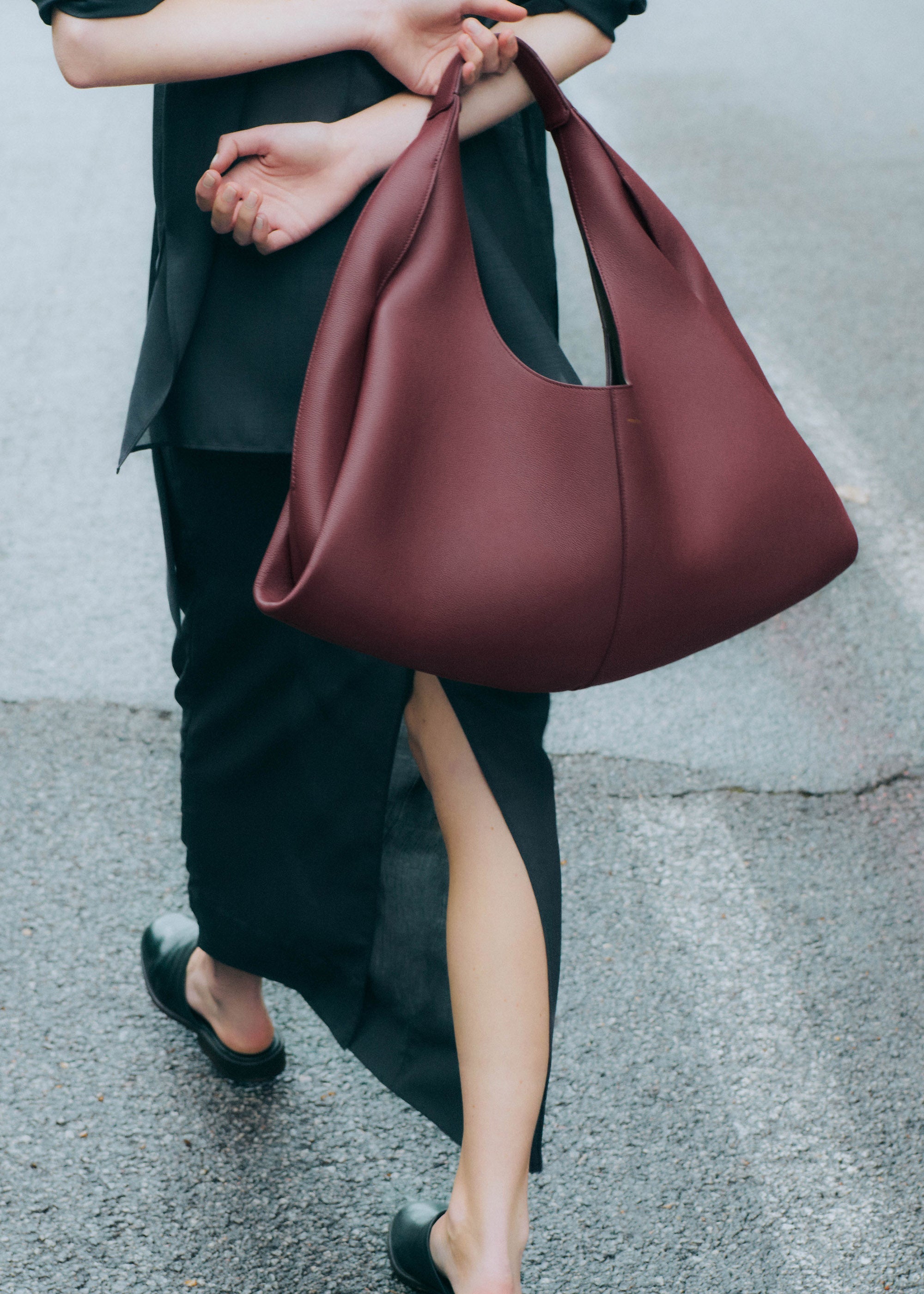 Shuldo - Textured Black Cherry